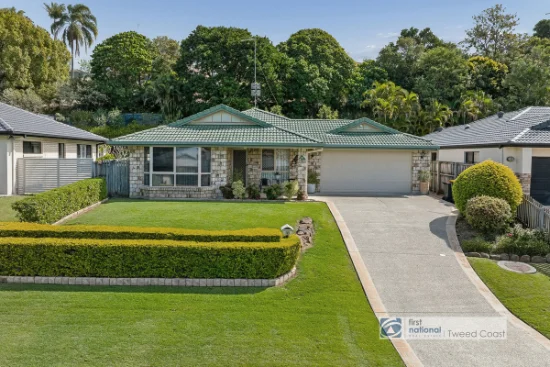 18 Comenara Crescent, Banora Point, NSW 2486