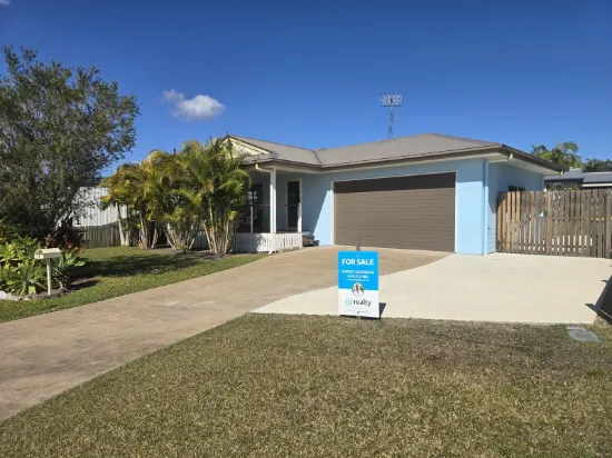 18 Dart Street, Tin Can Bay, Qld 4580
