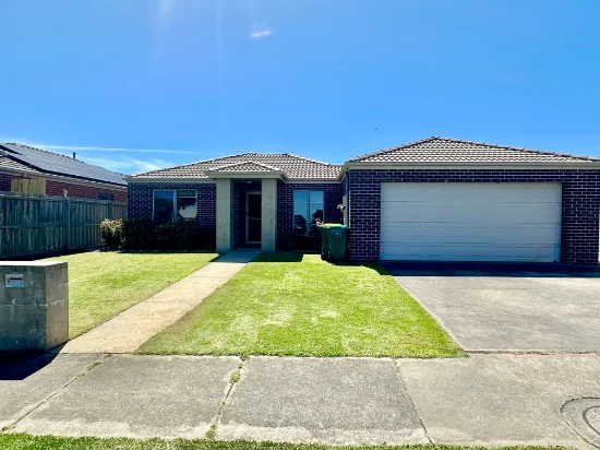 18 Darwinia St, Dennington, Vic 3280
