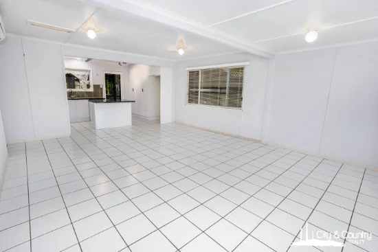 18 Delta Ave, Mount Isa, Qld 4825