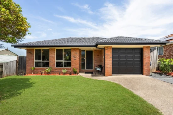 18 Dianthus Place, Flinders View, Qld 4305