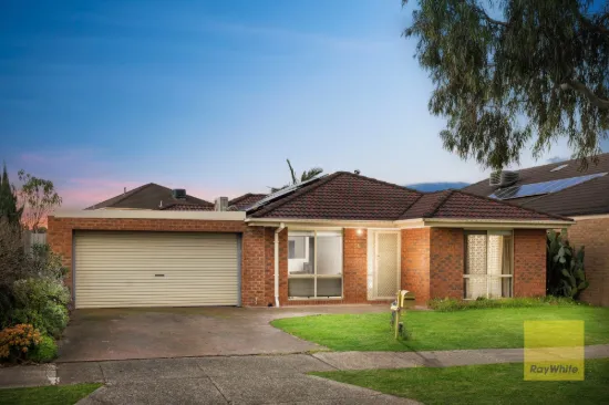 18 Drystone Crescent, Cairnlea VIC 3023-Image