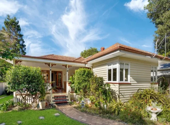 18 Dublin Street, Yeronga, Qld 4104