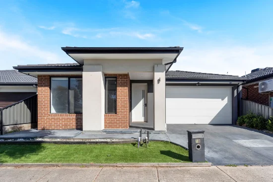18 Elderberry Street, Craigieburn VIC 3064 - For Rent