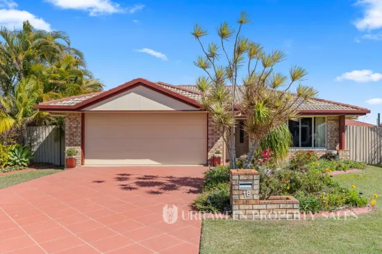 18  Emerald Park Way, Urangan, Qld 4655
