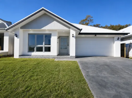 18 Engelman Crescent, Menangle NSW 2568-Image