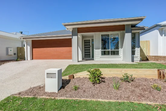 18 Fariha Way, Park Ridge, Qld 4125