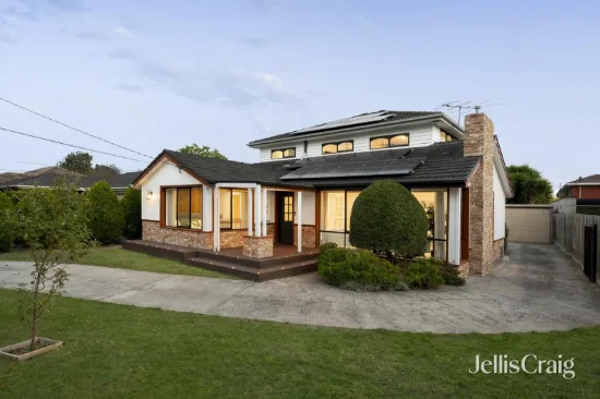 18 Glengariff Drive, Mulgrave, Vic 3170