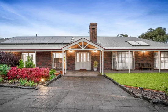 18 Greenock Court, Greenvale VIC 3059-Image