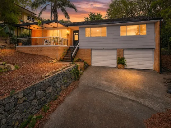 18 Griffin St, Everton Park, Qld 4053