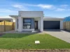 18 Grimsby Avenue, Fraser Rise, Vic 3336