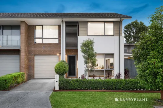18 Grove Way, Wantirna South, Vic 3152