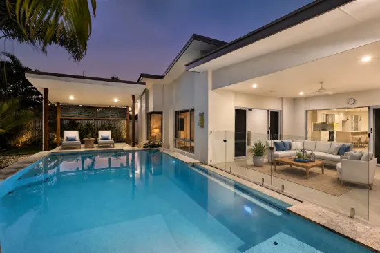 18 Hartley Crescent, Pelican Waters, Qld 4551