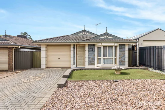 18 Heathcott Court, Blakeview, SA 5114
