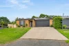 18 Hilltop Crescent, Heyfield, Vic 3858