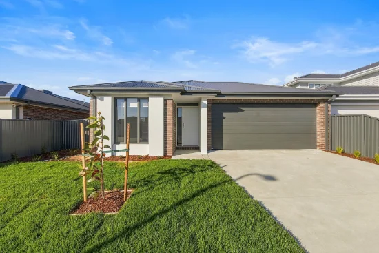 18 Holst Way, Lucas VIC 3350 - For Rent