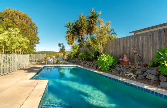 18 Howland Circuit, Pacific Pines, Qld 4211
