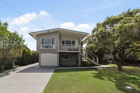 18 Hoxton Street, Arana Hills, Qld 4054 - For Sale
