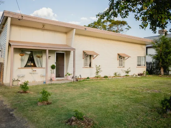 18 Hunter Street, Roma, Qld 4455