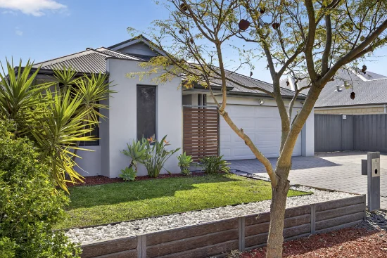 18 Jennapullin Cres, Ellenbrook, WA 6069 - For Sale