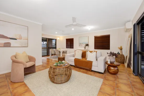 18 Karina Crescent, Rasmussen, Qld 4815