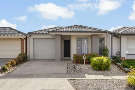 18 Kennedy Drive, Fraser Rise, Vic 3336