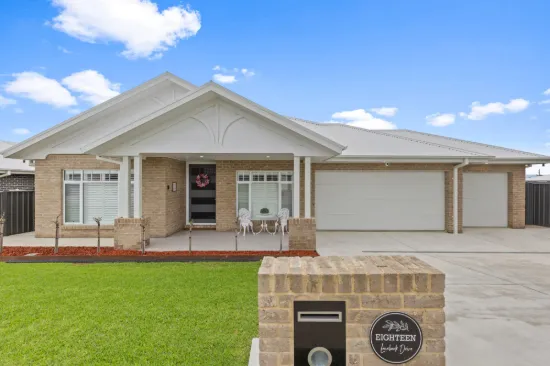 18 Lacebark Drive, Forest Hill, NSW 2651