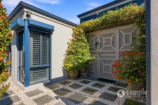 18 Lakefront Avenue, Beeliar, WA 6164