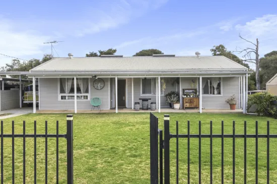 18 Lang Street, Milang, SA 5256