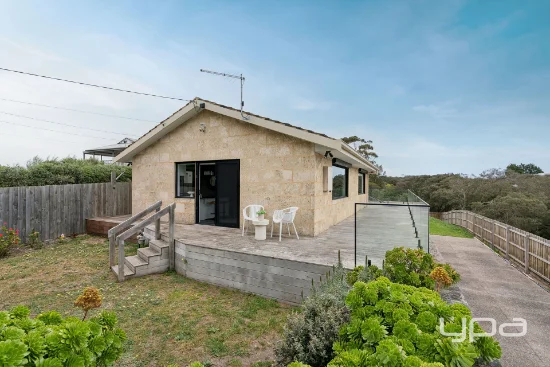 18 Leawarra Street, Rye, Vic 3941