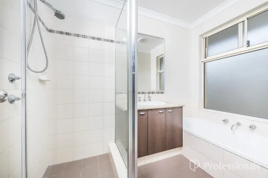 18 Leeway Loop, Alkimos, WA 6038-Image
