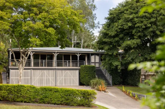 18 Listonia Drive, Albany Creek, Qld 4035