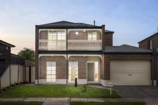 18 Lorraine Lee Way, Sydenham, Vic 3037