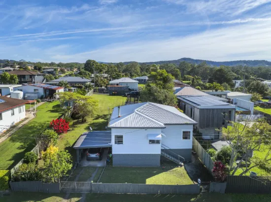 18 Mackay Street, Woolgoolga, NSW 2456
