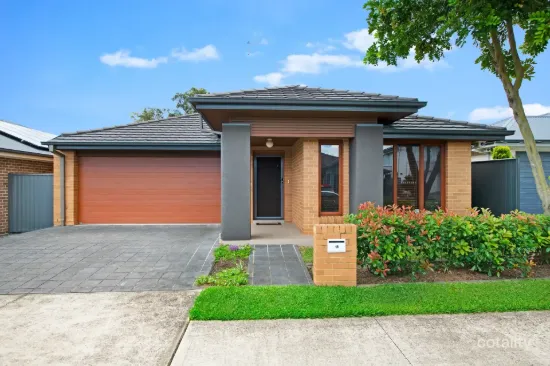 18 Marshall Avenue, Ropes Crossing, NSW 2760