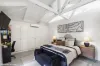 18 Maryland Avenue, Carrara, Qld 4211-Image