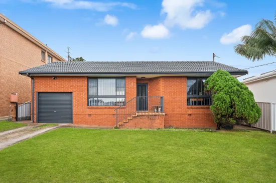 18 Matthews Crescent, Port Kembla, NSW 2505