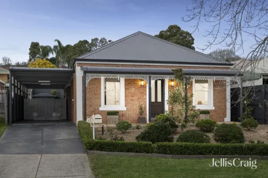 18 Mayfair Court, Chirnside Park, Vic 3116