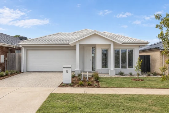 18 Mccormack Avenue, Armstrong Creek, Vic 3217 - For Rent
