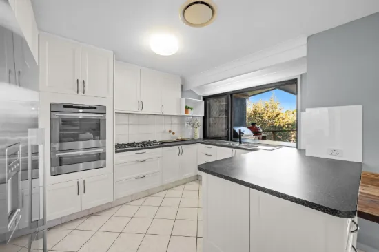 18 McIlwain Drive, Mermaid Waters, Qld 4218-Image