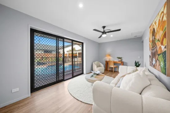 18 McIlwain Drive, Mermaid Waters, Qld 4218-Image