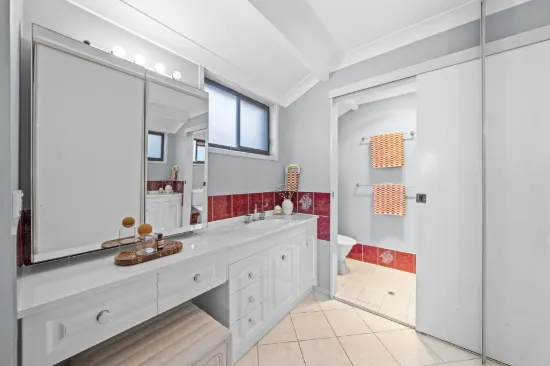 18 McIlwain Drive, Mermaid Waters, Qld 4218-Image