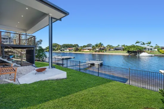18 McIlwain Drive, Mermaid Waters, Qld 4218-Image