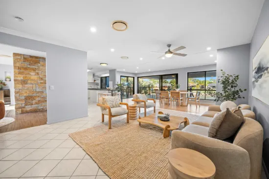 18 McIlwain Drive, Mermaid Waters, Qld 4218-Image
