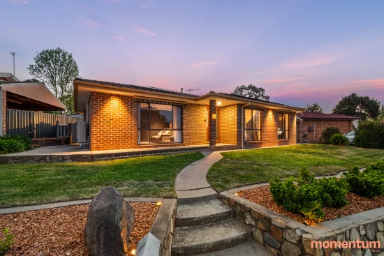18 McKinley Circuit, Calwell, ACT 2905