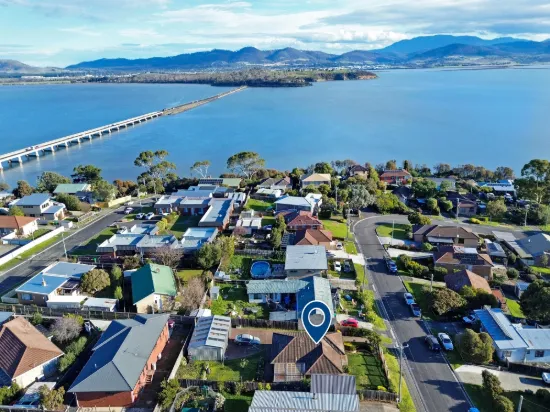 18 McKinly Street, Midway Point, Tas 7171