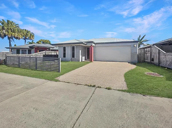 18 Montgomery Street, Rural View, Qld 4740