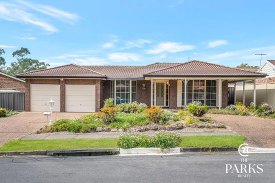 18 Moorhouse Crescent, Edensor Park, NSW 2176 - For Rent