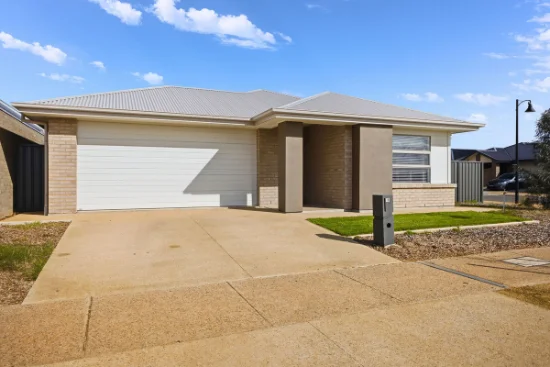 18 Mozart Circuit, Evanston Gardens, SA 5116