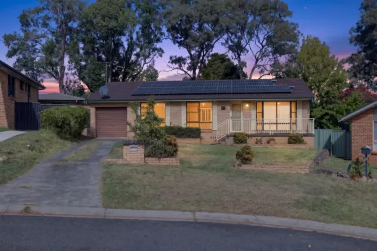 18 Naylor Place, Ingleburn, NSW 2565